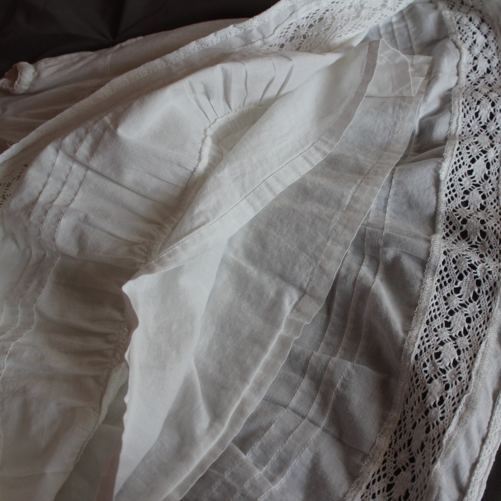 Hollister White Cotton Skirt - Picture 2 of 4